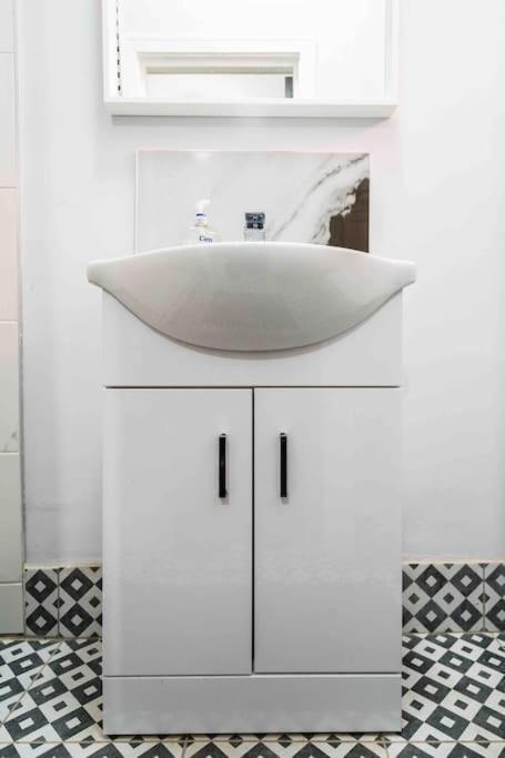 Modern Flat In Moseley With Free Parking Birmingham Exterior foto